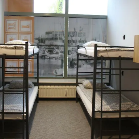 Center Hostel *